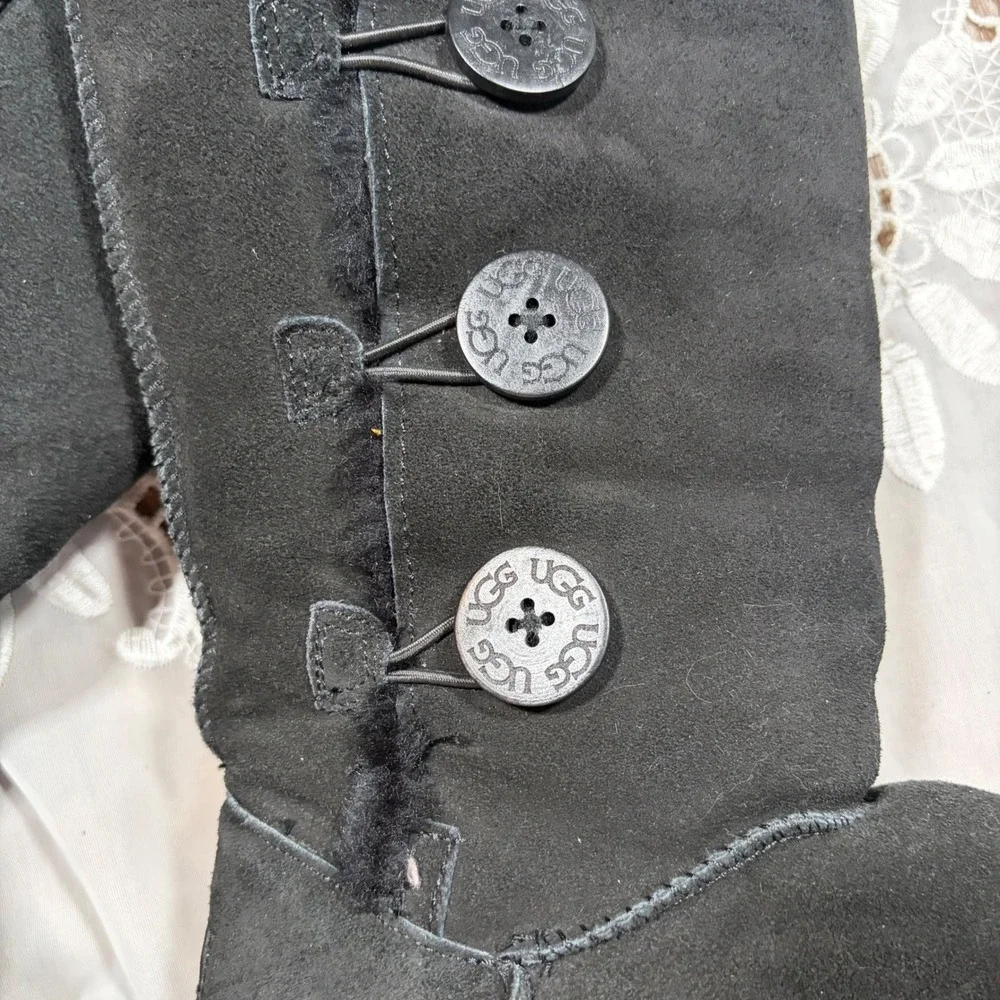 Y2K UGG Australia Bailey Button Triplet Black Suede Shearling Boots Womens 9